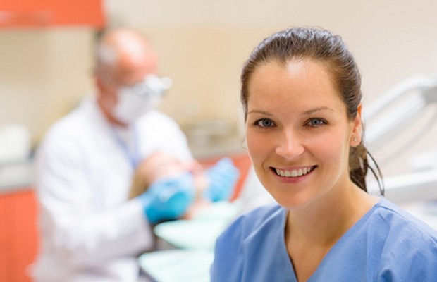 dental assistant on the job training